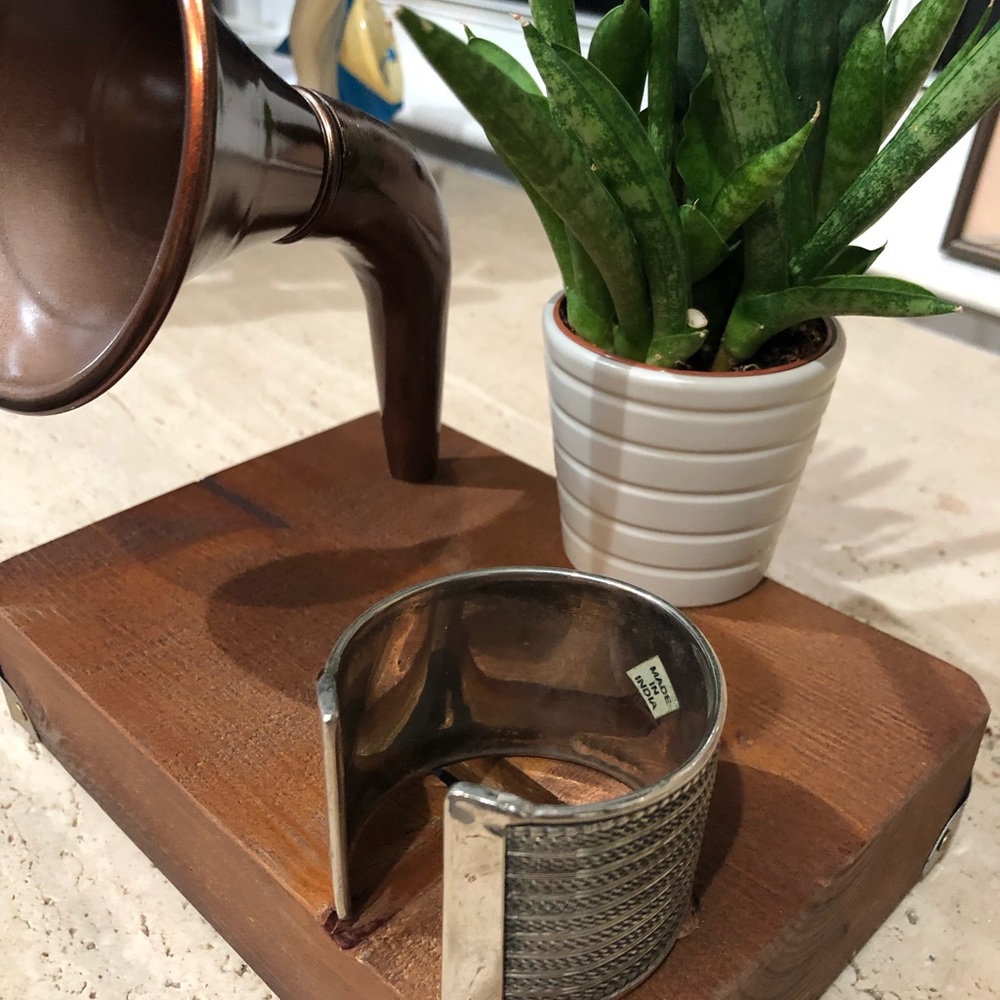 Bracelet - Picture 2 of 2
